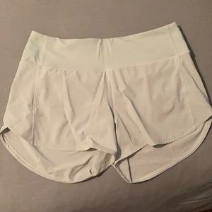 Size 6 Lululemon Speed Up 4 Inch Shorts